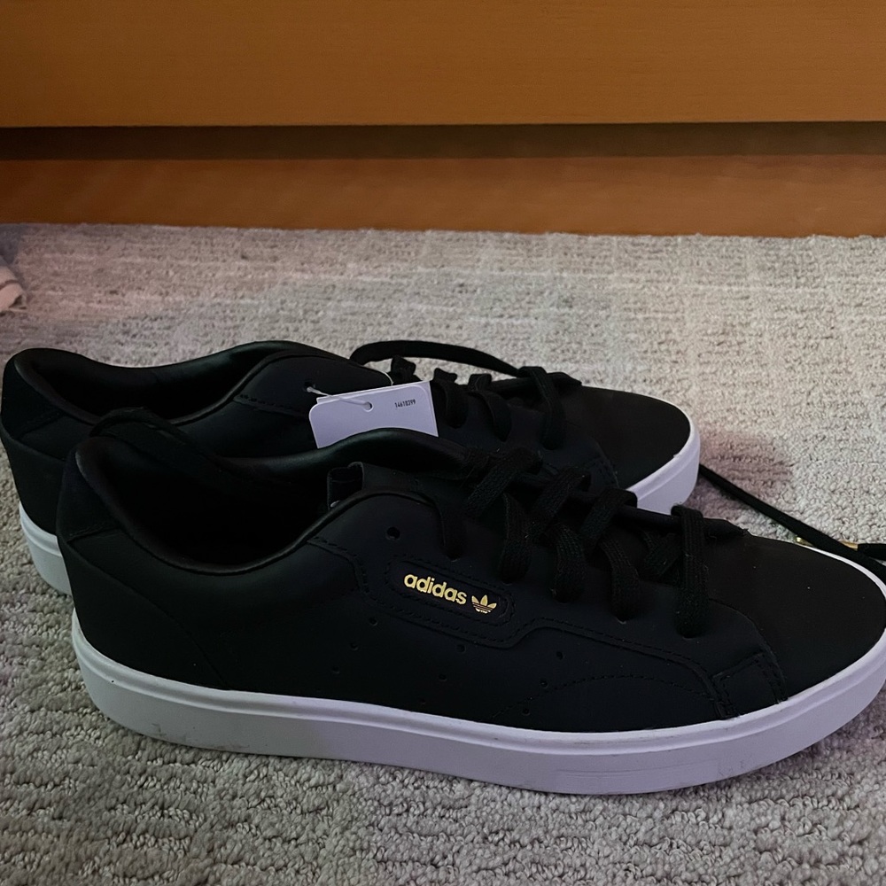 adidas Originals Sleek Series